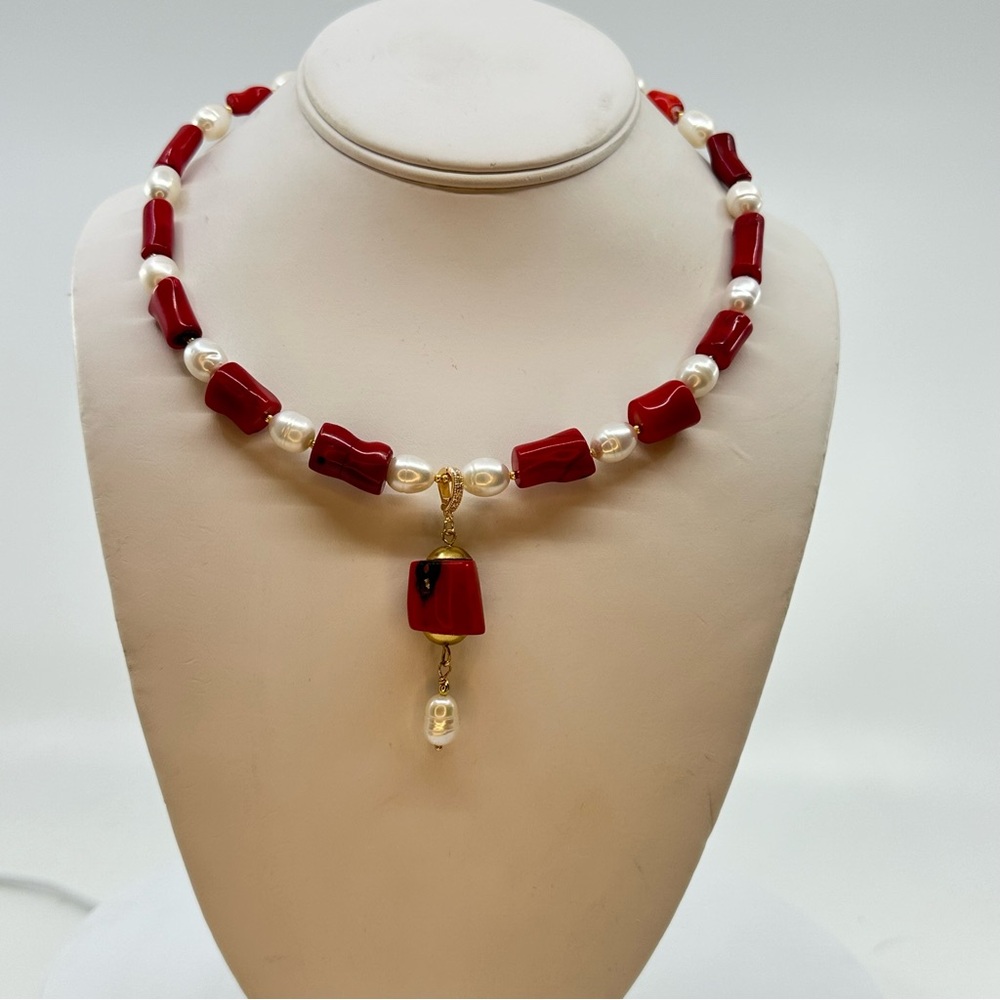 C107 New Handmade Red Wild Coral & Pearls Chocker